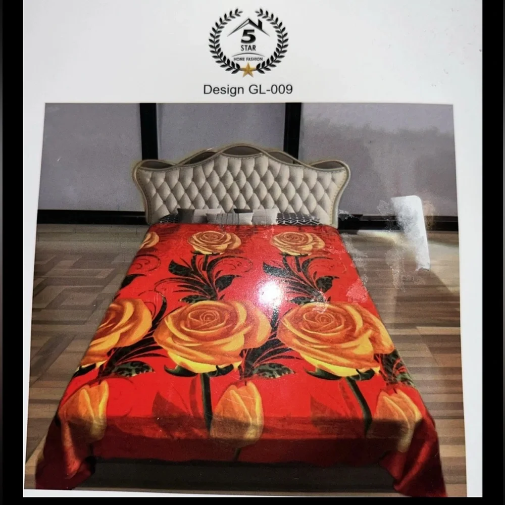 Queen Size Flannel Plush Soft Cozy & Lightweight Great For All Yr Round NWT